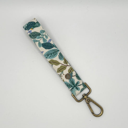 Key Fob Wristlet in Verte