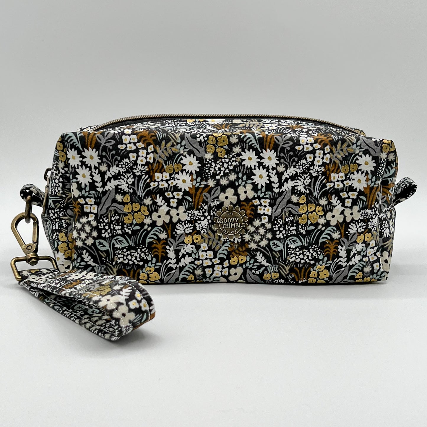 Project Bag in Dark Meadow