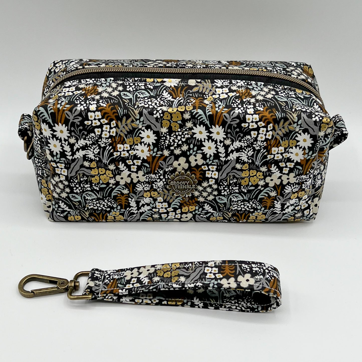 Project Bag in Dark Meadow