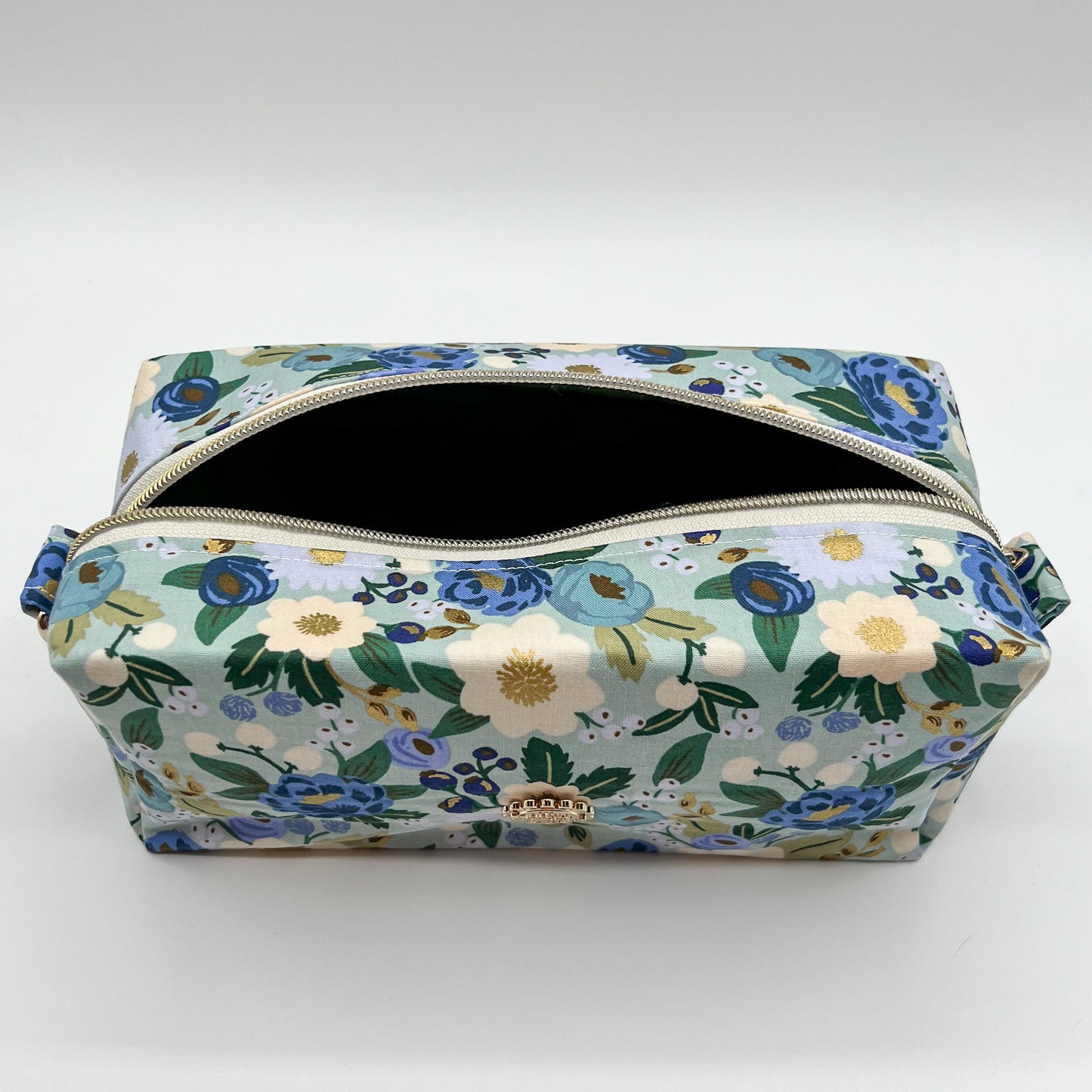 Large Makeup Bag in Vintage Blossom