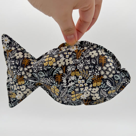 Big Fish Crinkle Cat Toy in Dark Meadow