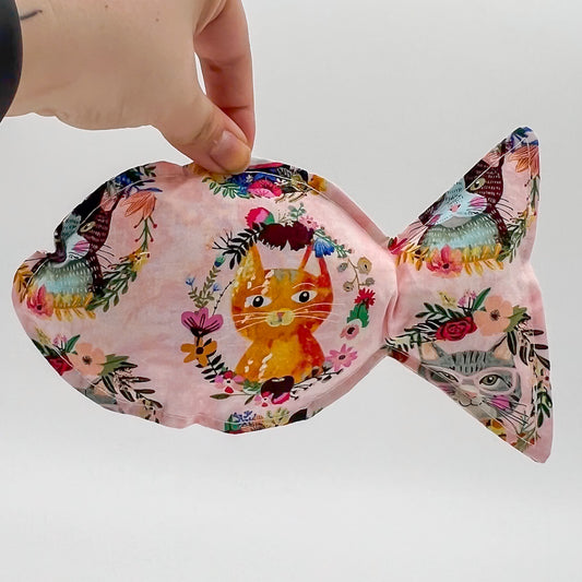 Big Fish Crinkle Cat Toy in Kitty Wreaths