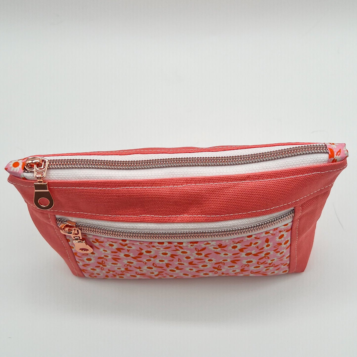 Two-Pocket Pouch in Merry