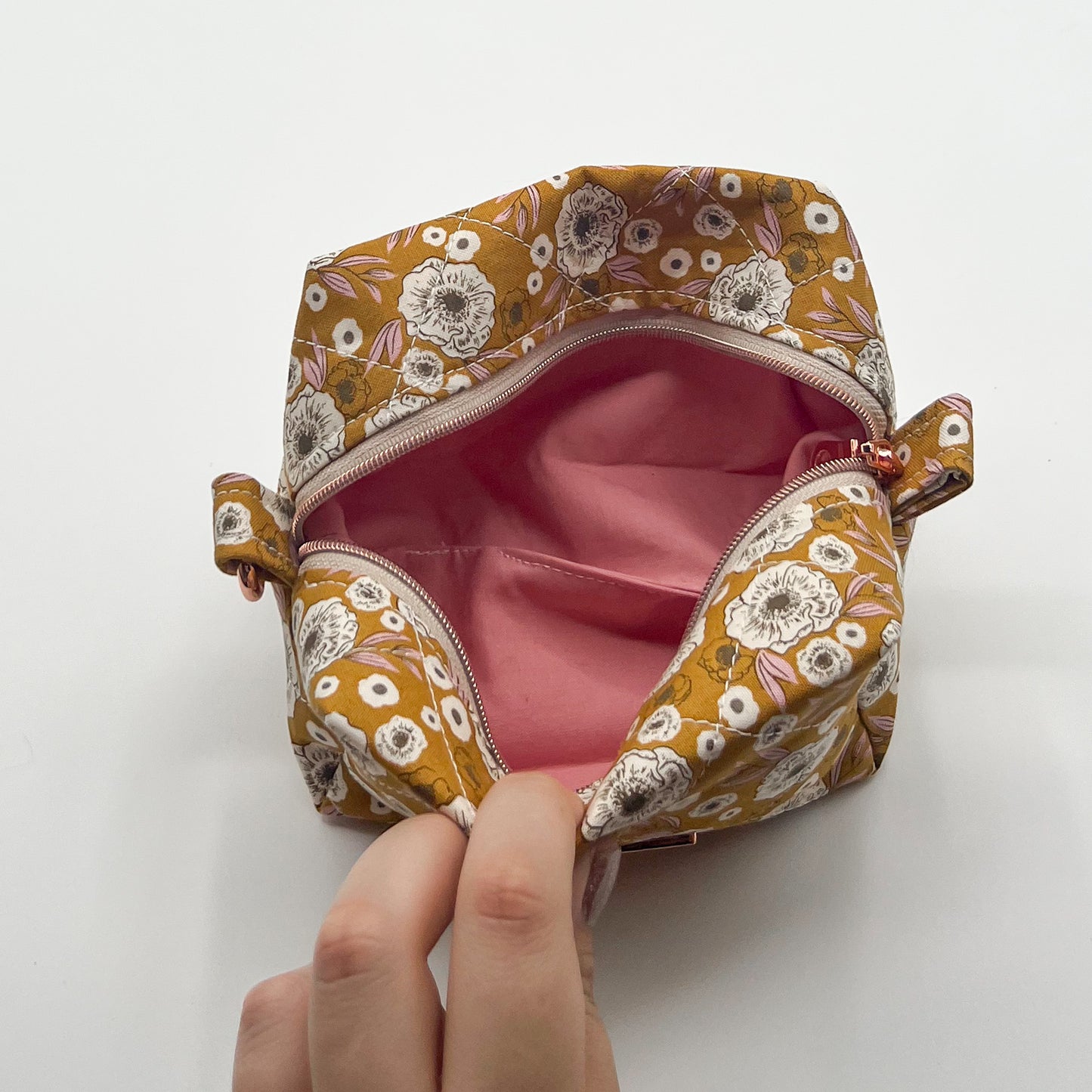Small Quilted Makeup Bag in Golden Bloom