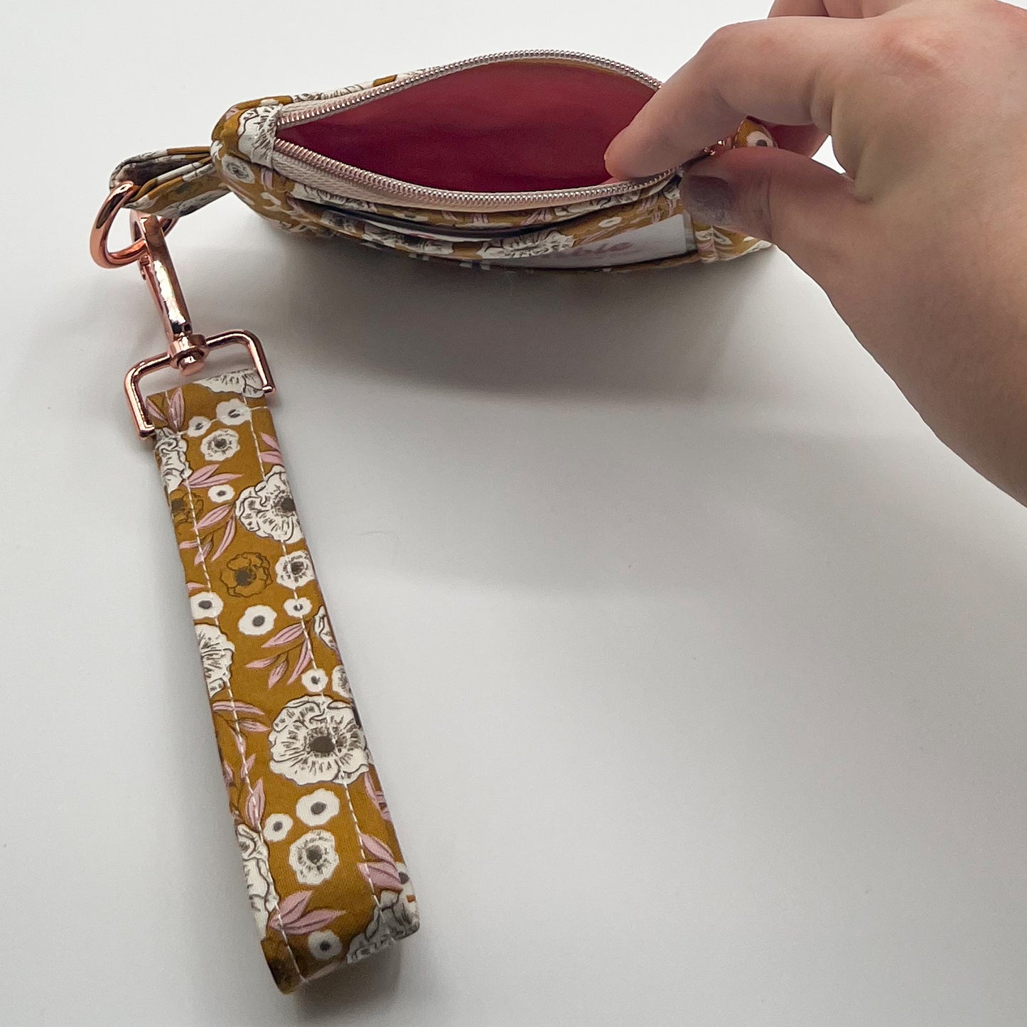 Wristlet Wallet in Golden Bloom