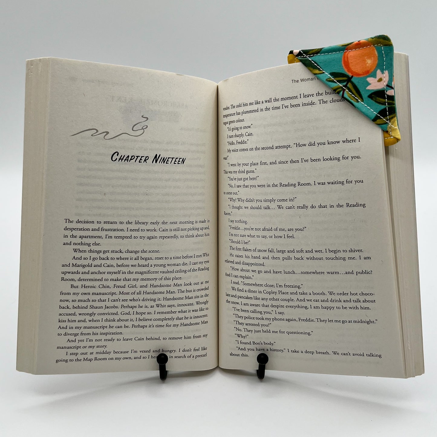 Book Sleeve with 2 Fabric Bookmarks in Citrus Floral