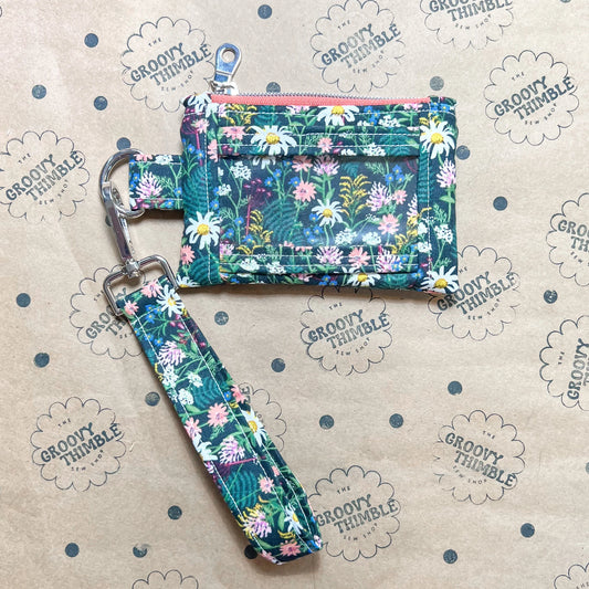 Wristlet Wallet in Wildwood Wildlowers